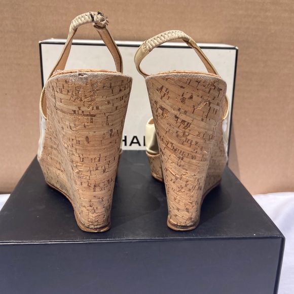 Christian Louboutin off white wedged leather sling back - Picture 6 of 6